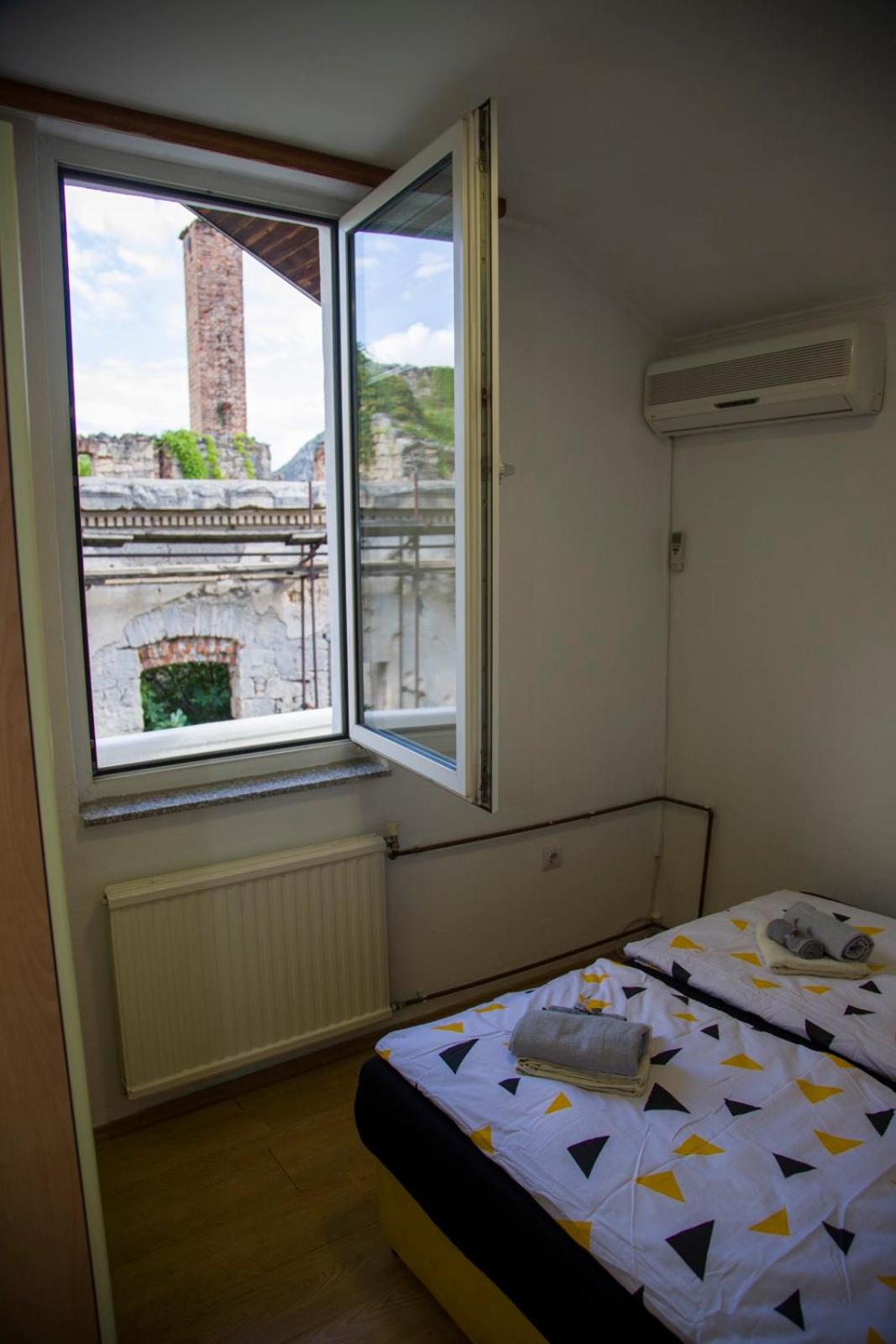 Apartman Puente Viejo Мостар Екстериор снимка