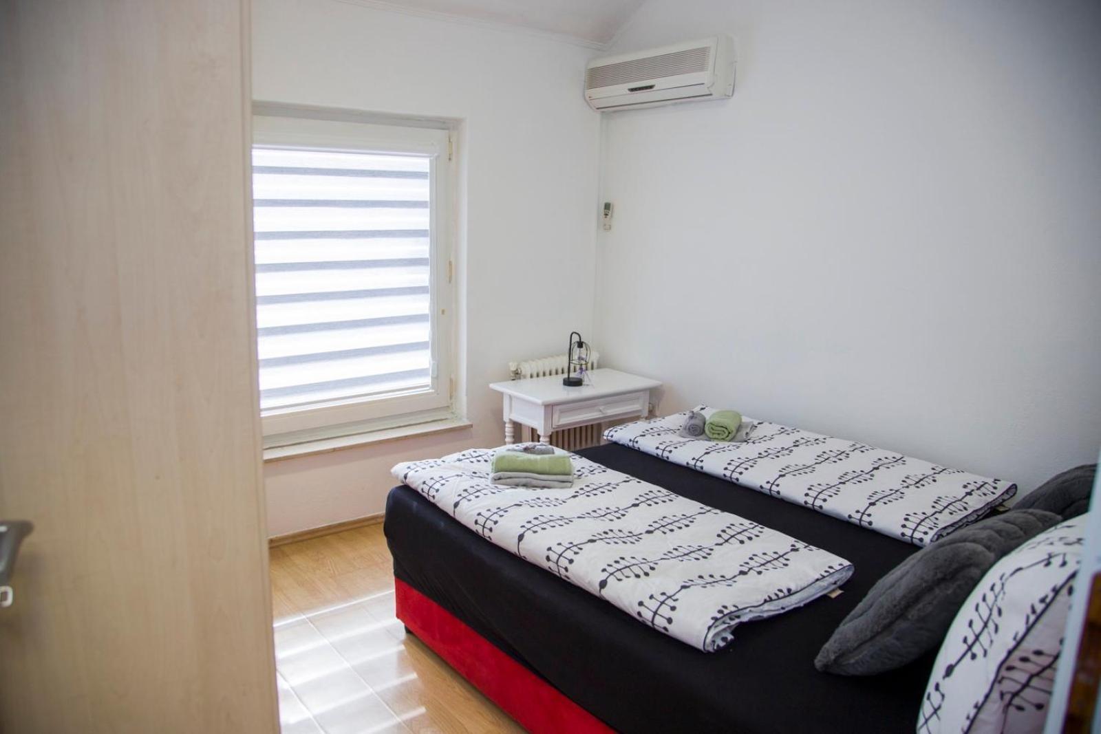 Apartman Puente Viejo Мостар Екстериор снимка