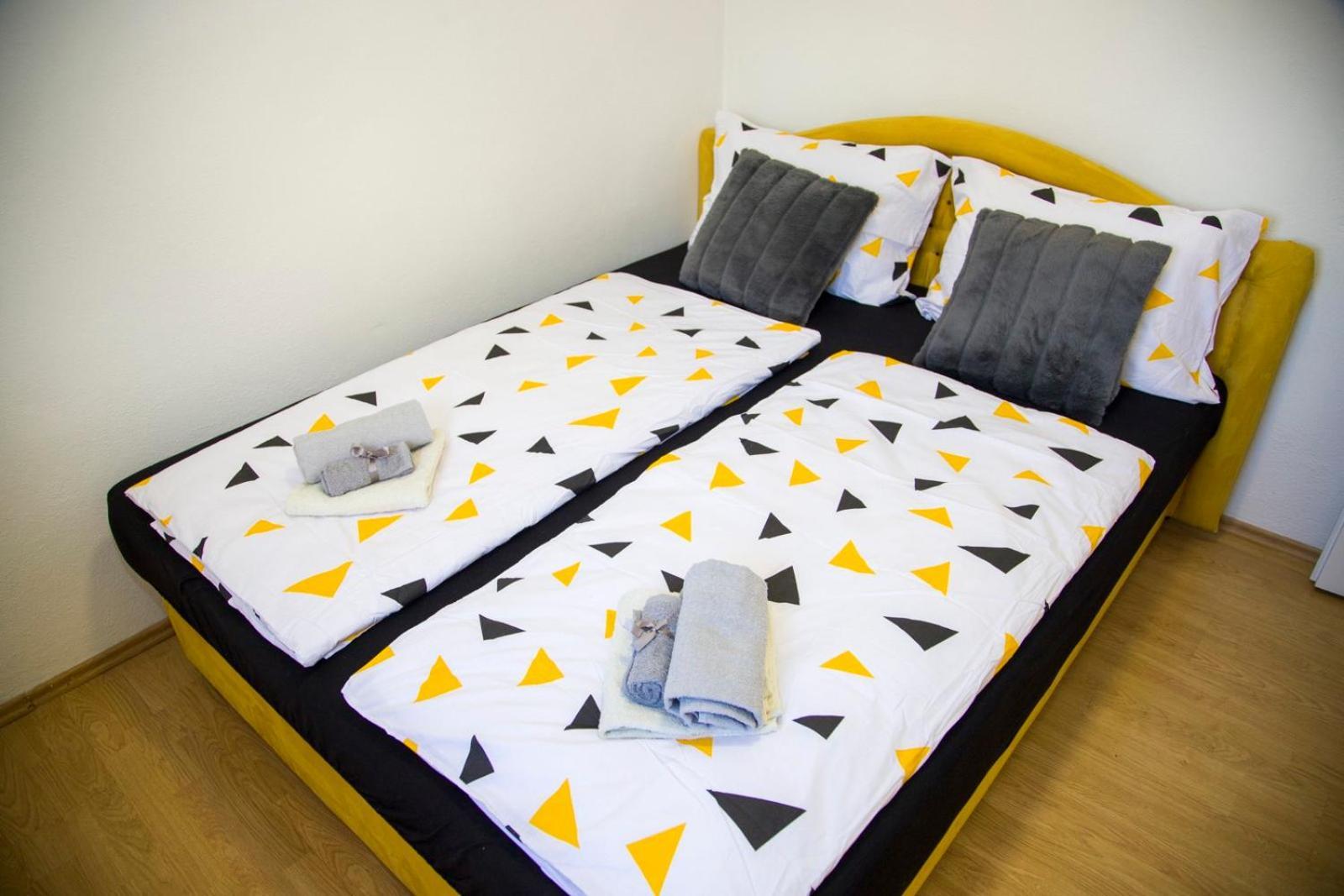 Apartman Puente Viejo Мостар Екстериор снимка