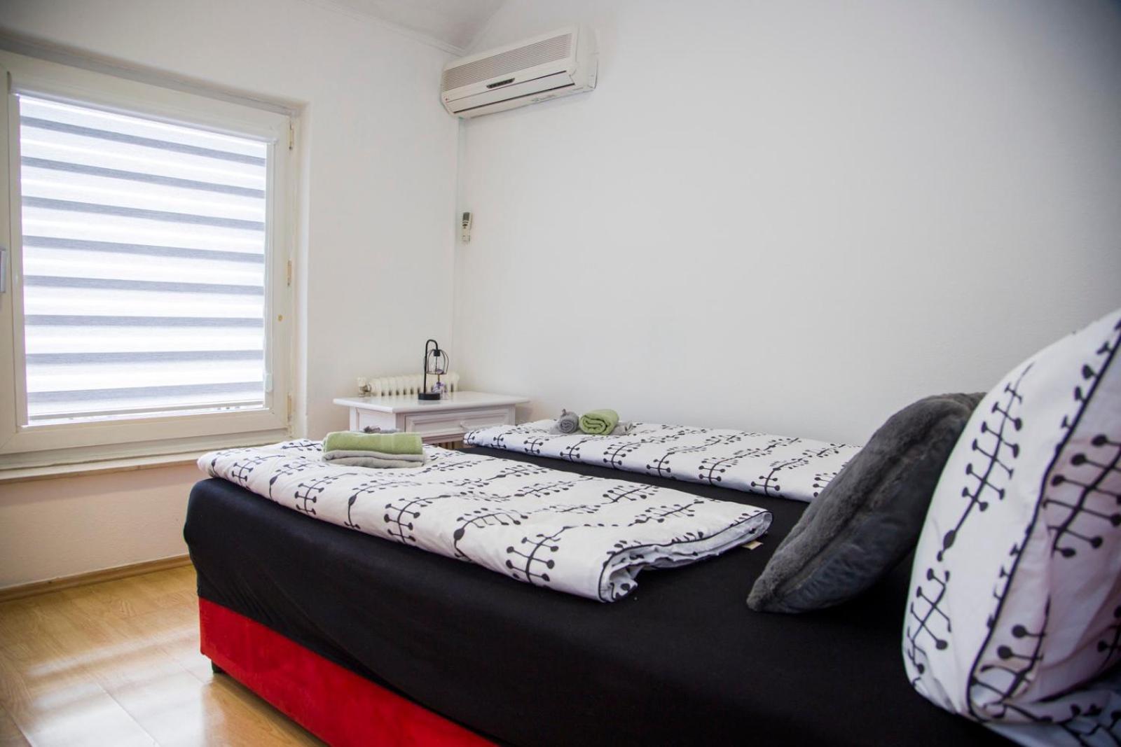 Apartman Puente Viejo Мостар Екстериор снимка