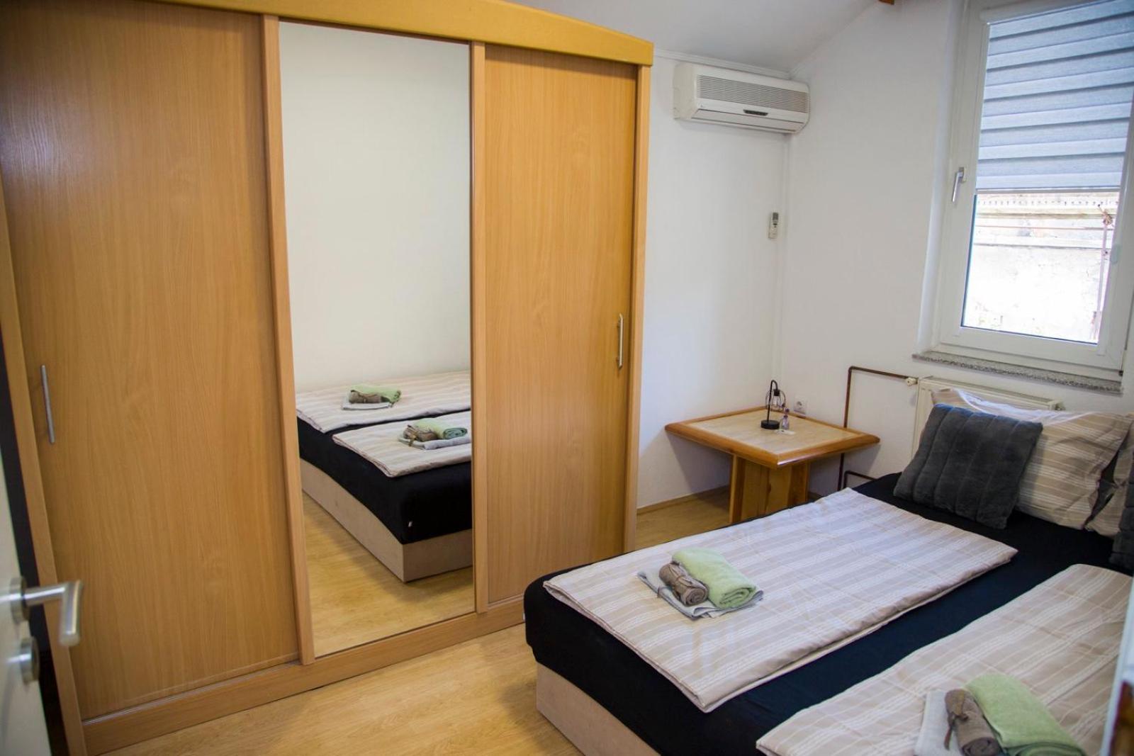 Apartman Puente Viejo Мостар Екстериор снимка