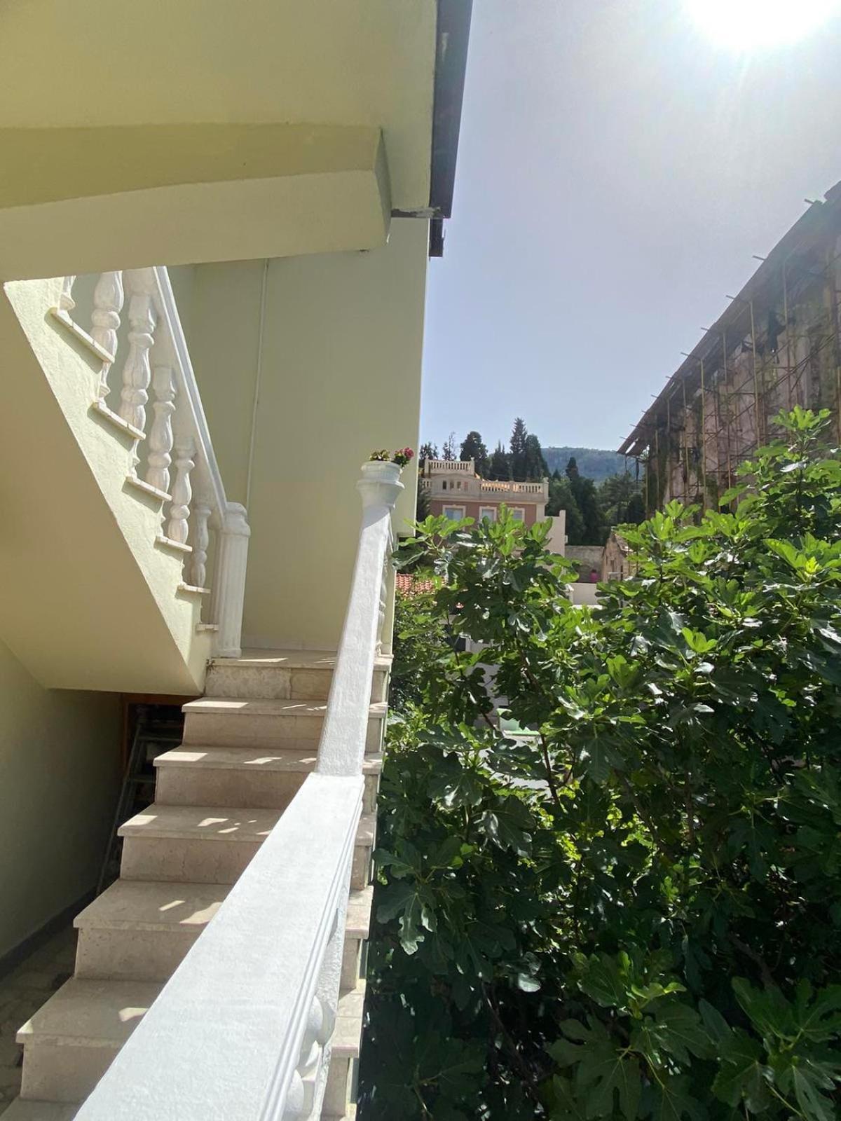 Apartman Puente Viejo Мостар Екстериор снимка